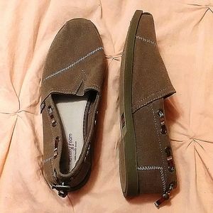 BOBS Women's Size 7 memory foam shoes